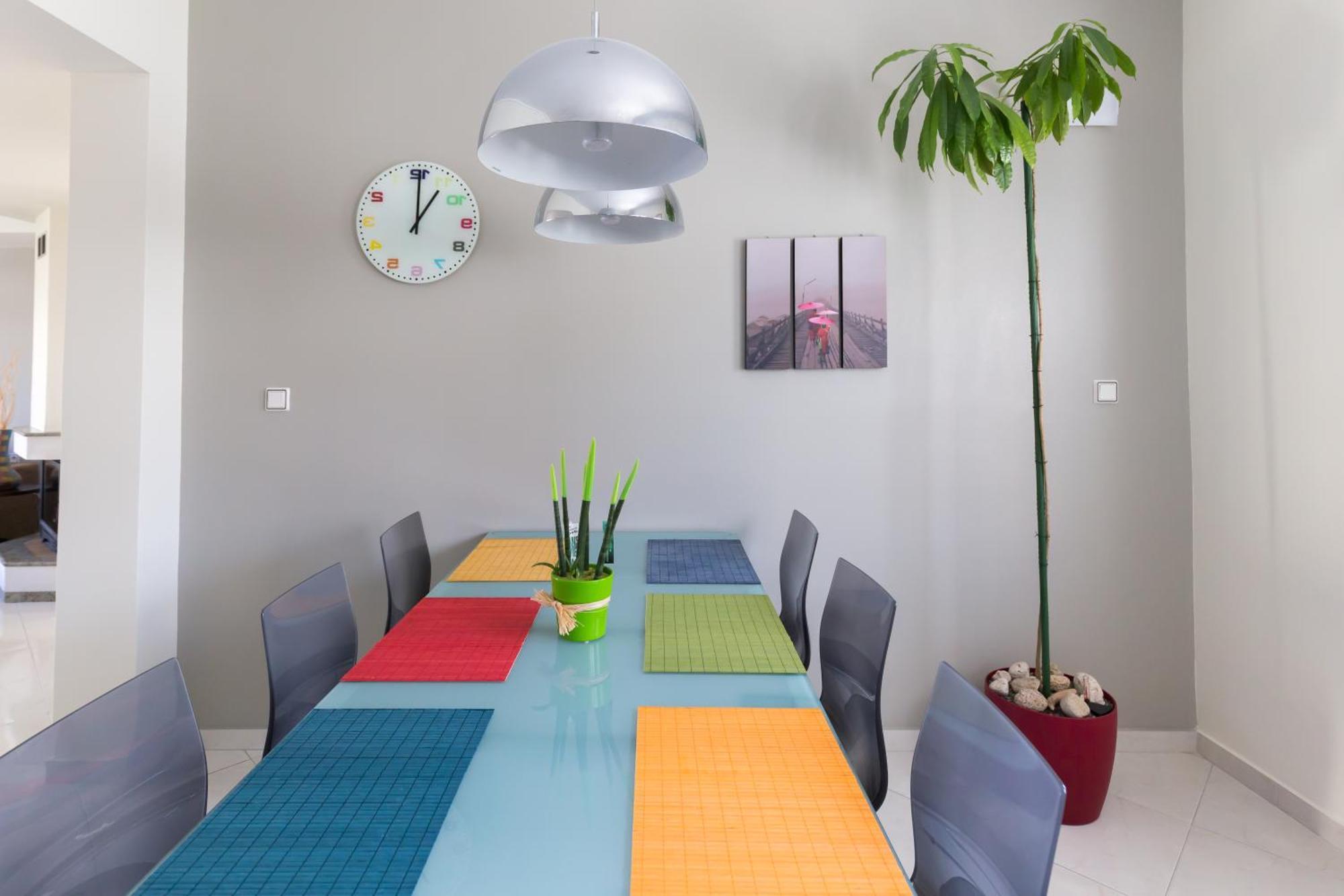 Apartment Groovy & Cozy With Private Seaview Rooftop Terrace
